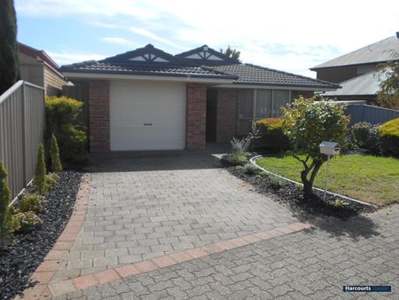 12 Forsyth Grove, Felixstow SA 5070 - Photo 3