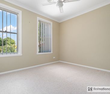 Comfortable Family Living in South Bathurst - Photo 5