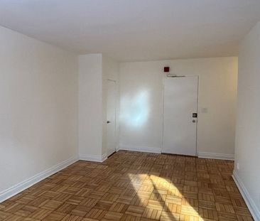 For Lease - 15 Anglesey Boulevard Unit# B-316, Toronto, Ontario - Photo 6