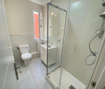 Calle de Pico de Alba, Madrid, Community of Madrid 28053 - Photo 2