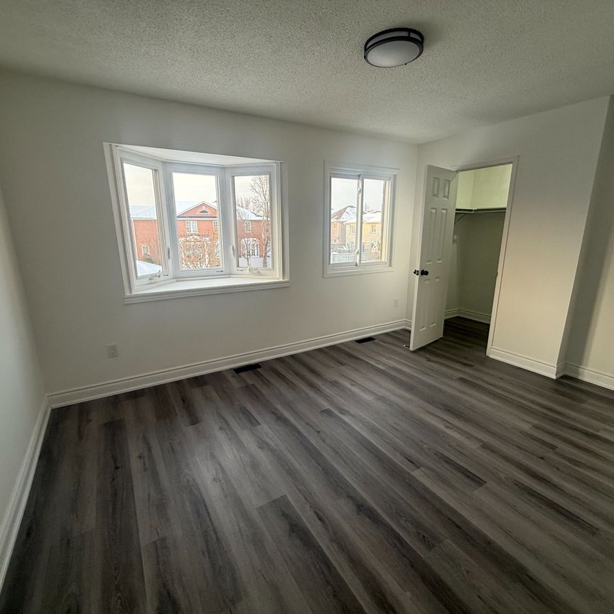 For Lease - 129 Lent Crescent, Brampton, Ontario - Photo 1