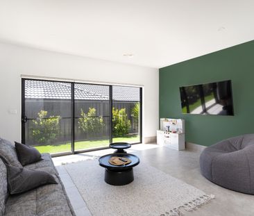 17 Trask Street, Coombs ACT 2611 - House For Rent | Domain - Photo 4