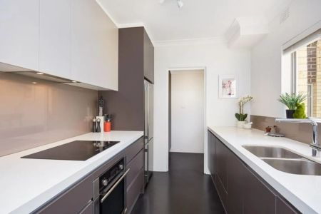 12/17-19 Grasmere Road, Cremorne. - Photo 3