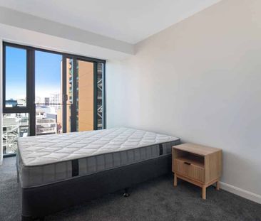 Move in ready! Fully furnished! - Photo 4