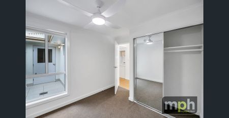 Modern Home in Davoren Park! - Photo 2