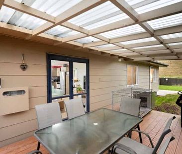 Tidy Three Bedroom Home in Te Awamutu - Photo 2