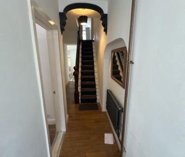 4 bedroom terraced house to rent - Photo 2