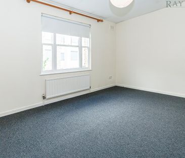 2 bedroom end of terrace house to rent - Photo 5