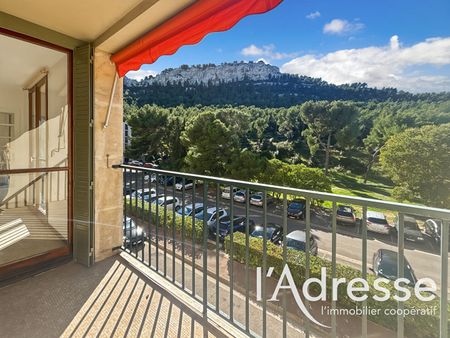 Location appartement 3 pièces, 82.00m², Marseille 08 - Photo 5