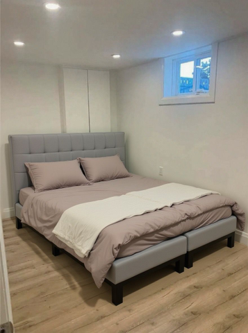 For Lease - 2 Pinemore Crescent, Toronto, Ontario - Photo 5