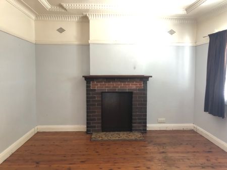 Charming 3-Bedroom Home in a Prime Location - Photo 2