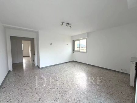Location Appartement 3 pièces 70m² LE CANNET 06110 - Photo 2