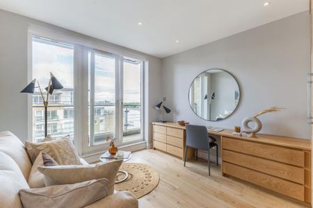 3 bedroom penthouse to rent - Photo 2
