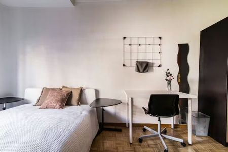 Calle de Isaac Peral, Madrid, Community of Madrid 28040 - Photo 5