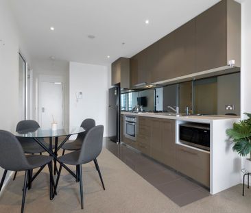 Epic City Living with Fantastic Views! - Photo 4