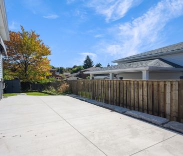 For Lease - 44 Marblehead Crescent, Brampton, Ontario - Photo 3