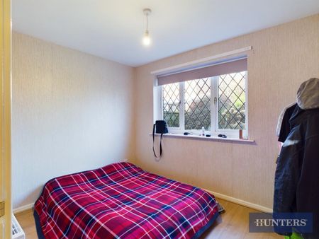 1 bedroom Bungalow To Let - Photo 2