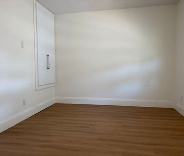 For Lease - 28 Cambrai Avenue, Toronto, Ontario - Photo 5