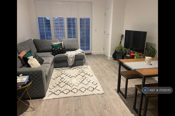 1 bedroom flat to rent - Photo 1