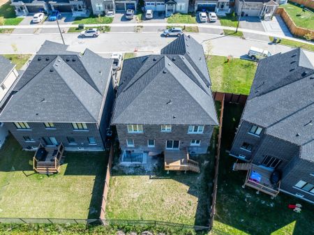 For Lease - 1038 Hardy Way Unit# Lower - Room, Innisfil, Ontario - Photo 4