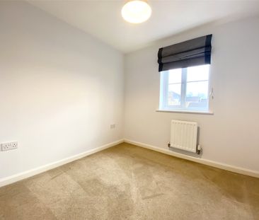 3 Bedroom - Photo 4