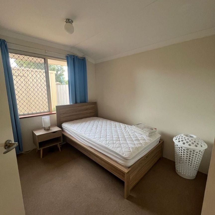 Canning Vale - Photo 1