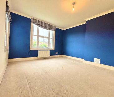 3 bedroom apartment to rent - Photo 5