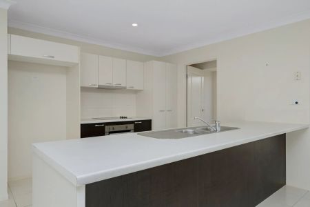 Spacious, Comfort and Convenient - Photo 3