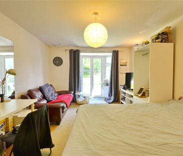 Blandamour Way, Southmead - Photo 2