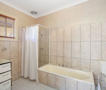 325 Thomas Street - Photo 4