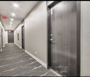 8 Gladstone Lofts , #513 - Photo 3