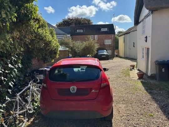 2 BED Terraced House To rent - Photo 1