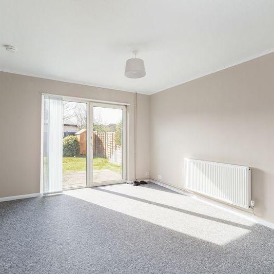 2 bedroom end of terrace house to rent - Photo 1