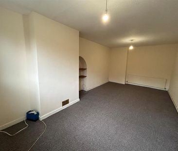 2 bedroom detached house to rent - Photo 2