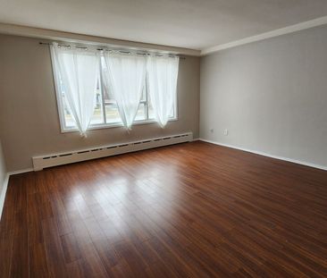 31 Cumberland St - Unit 4, Barrie, ON, L4N 2P3 - Photo 3