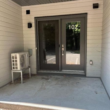 4 1/2 À LOUER-SAINT-CHARLES-BORROMÉE-APPARTEMENT À LOUER - Photo 4
