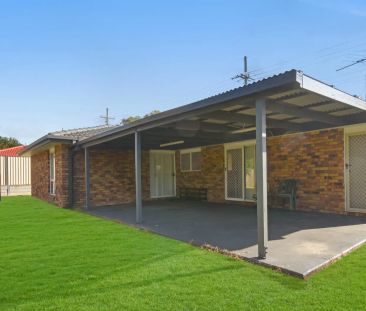 Stunning Family Home in Deception Bay! - Photo 4