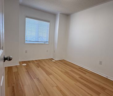 For Lease - 2530 rosedrop Path, Oshawa, Ontario - Photo 2