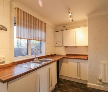 1 bedroom semi-detached bungalow to rent - Photo 5