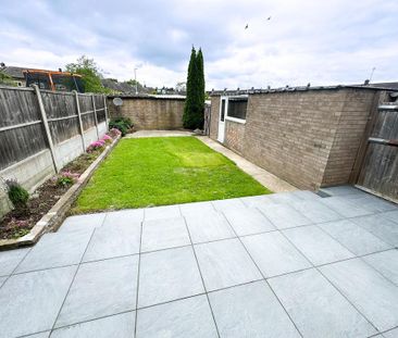 3 bedroom terraced house to rent - Photo 5