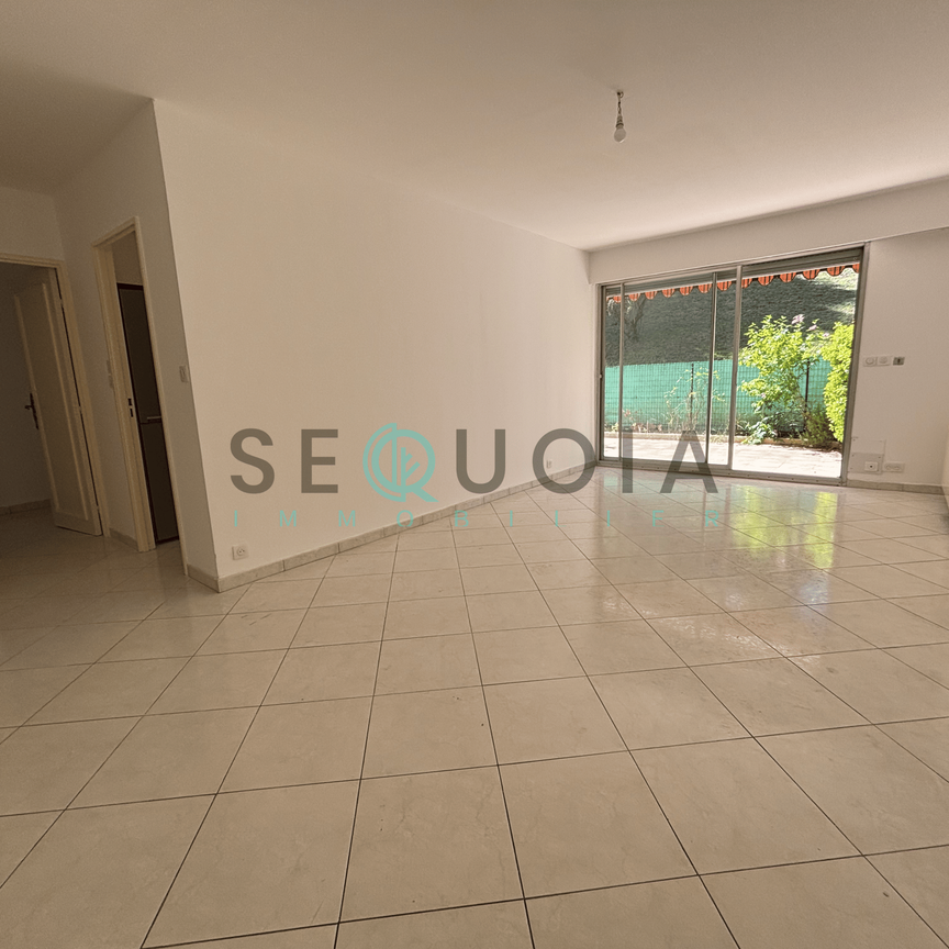 Location Appartement 4 pièces 74m² ANTIBES 06600 - Photo 1