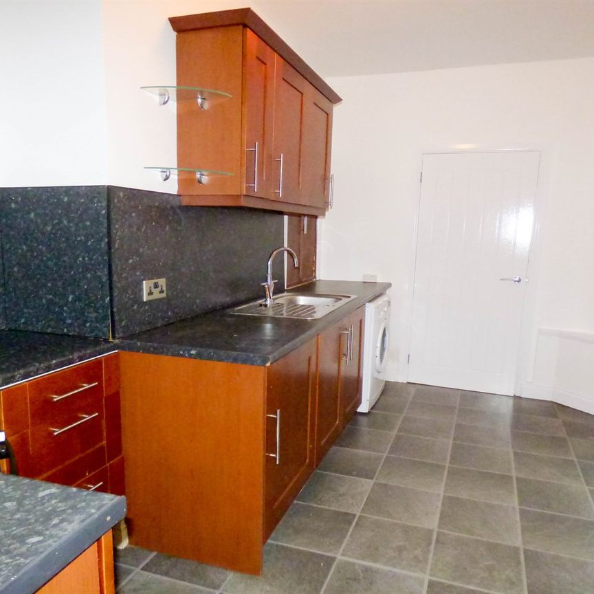 2 bed flat to rent in Hartington Terrace, South Shields, NE33 - Photo 1