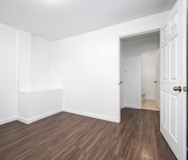 For Lease - 15 Banner Road Unit# M, South of Baseline to Knoxdale, ... - Photo 3