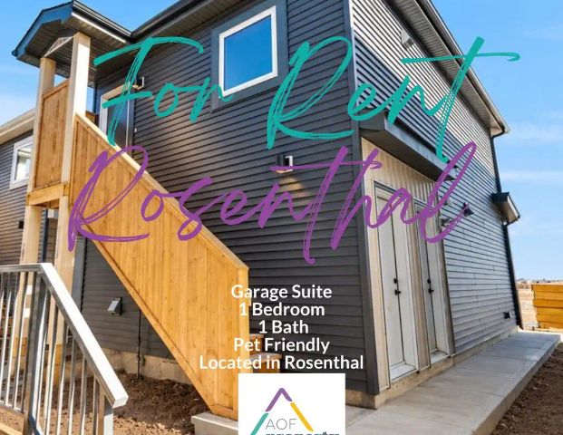Beautiful 1 bedroom Garage Suite — 1 Bedroom Garage Suite - Photo 1