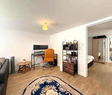 1 bedroom ground floor flat to rent - Photo 5