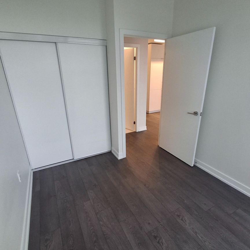 For Lease - 7 Golden Lion Heights, Toronto, Ontario - Photo 1
