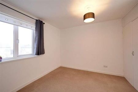 Oak Lane, Raf Lakenheath, Brandon, Suffolk, IP27 - Photo 4