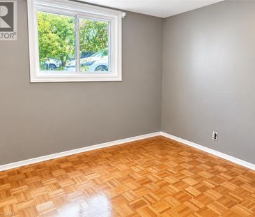 93 BRYBECK Crescent Unit# C, Kitchener, Ontario, N2M2C5 - Photo 1