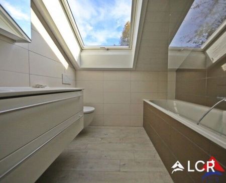 Beautiful apartment of 5.5P / 4 CHB / 2 Bathrooms / 2 Balconies - Photo 5