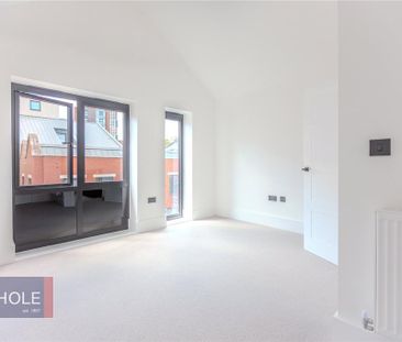 4 bedroom terraced house to rent - Photo 6